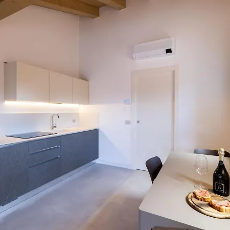 Apartamento Il Giardino Segreto-5 By Interhome *
